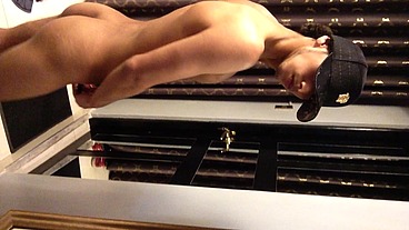 Sexy str8 cutie bottom view dripping cum