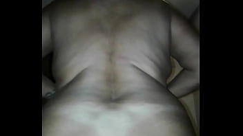 Cabalgando para sacar toda la leche