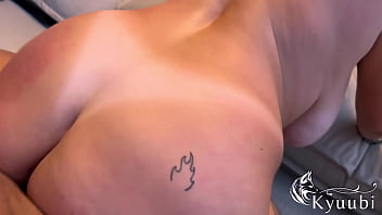 PEDI UMA CARONA PRO MARIDO DA MINHA AMIGA, QUANDO PERCEBI ELE ESTAVA DE PAU DURO, CAI DE BOCA BEM GOSTOSO