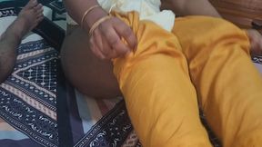 Bangladeshi Married Bhabhi Giving Blowjob