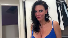 fiery milf piper press loves to be pounded