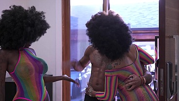 Sexy Pornstars Porsha Carrera and Ebony Mistuqe