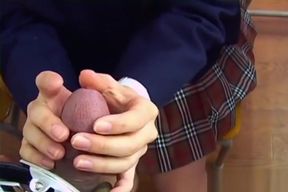 Asian-haired Minx Kurosaki Entices with Innocent}bod