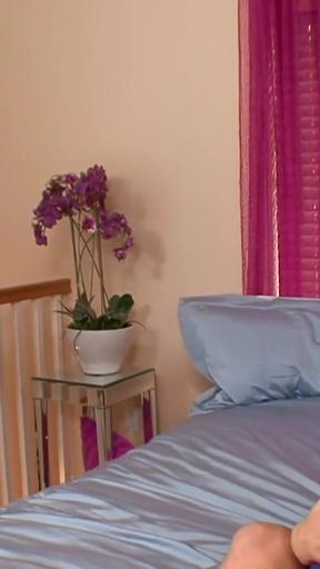 cute couple gets horny and fucks in bed   Clip 1