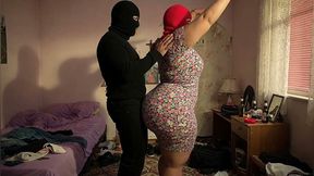 Big Ass Girl in Floral Dress Gets Pressed in the Room