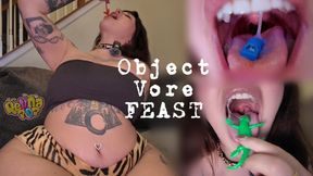 Vore Feast! Swallowing Rubber Toy Lizards, Cars, Gummy Snakes, Hotdogs and Sausages