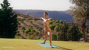 Alissa Foxy - Sun Salutation