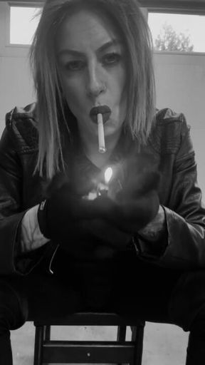 Smoking noir