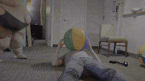 SpanxBeluga Smashes Beachballs on Matt (wmv)