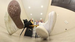 Yasmin & Ruth - tall brunettes in sneakers VR 360 Full HD