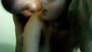 Web Cam chesty woman poked