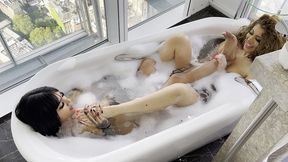 kinky bubble bath with marina maya