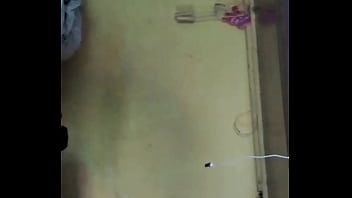 T&ocirc_ no cio esperando algu&eacute_m tirar esse leite todinho