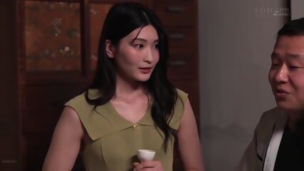 Japanese wife Suzu Honjo gets fucked by many guys