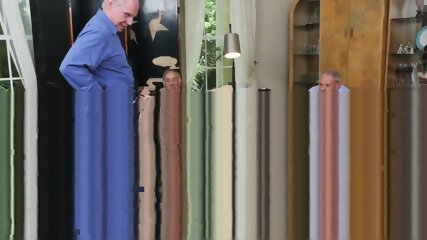 Mature big tits Molly Earns Her Keep