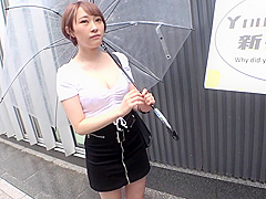 200gana-2534　胸元ガッツリ開いたお姉さん