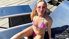 GOTFILLED. Anna Claire Clouds' awesome comeback