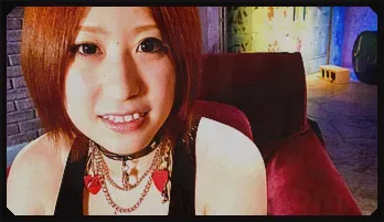 Ruri Haruka fucks twat with middle finger