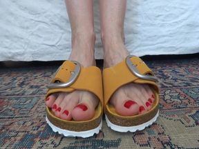 Toe fetish - wiggling my toes in orange slippers Part 5