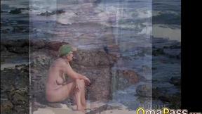 ”OmaPasS Grannies Playing With Themselves in Compilation”