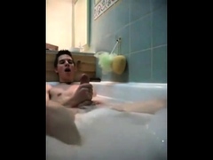 Twink's Solo Bathtub Adventure