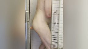 Dildo Lover in the Shower