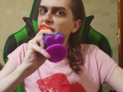 Crossdresser hot blowjob on toy