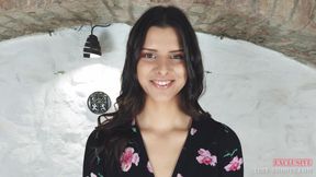 Exclusive Video with Pretty Cute Face Virgin Teen Viola Kat in Nude Casting
