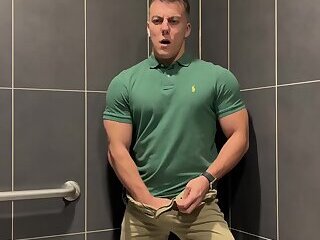 Stud big orgasam