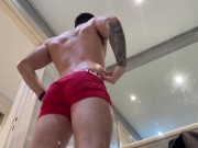 Macrophilia - gym shrinking foot crush