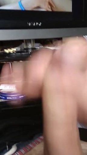 another video for that beautiful woman from Enjayen