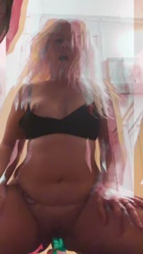 Dancing on my DILDO Asmr Lofi Hip Hop Rain Sound