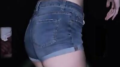 Hot Babe's 1st Time At The Gloryhole As She Deepthroats - Lilly Jade