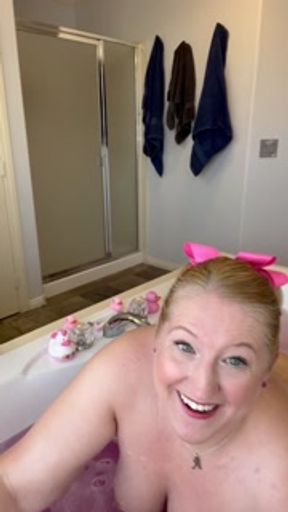 Catching me in the bathtub JOI - I help you jack off looking at my naked body - JOI