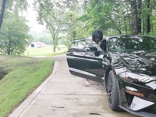 Cars can watch my Plugged butt