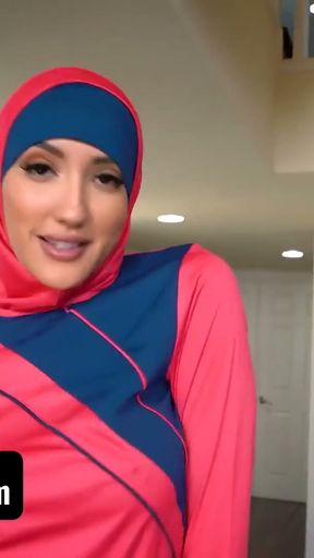Hijab Hookup - Sexy Muslim Babe Offers Her Pussy To Landlord As Payment For Rent   Clip 1