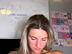 Solo Girl Free Amateur Webcam Porn Video