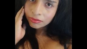 Chica trans peruana masturb&aacute_ndose rico