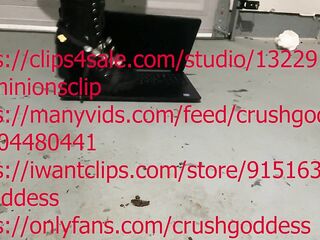 stomping laptop in hawt boots