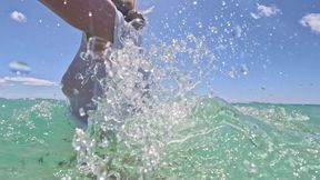 Wet White T-shirt Swimming Underwater