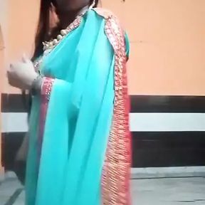 Beautiful Indian crossdresser shreya