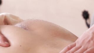 MaleIcons.com - Michael DelRay's masseur appointment turns to 69 before anal play wit