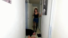 Jennifer Head & Hands Walking Trample Tights & Shoes (4K)