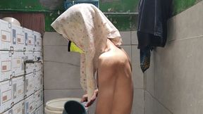Intake of young hijab bathing while masturbating with the help of dildos until horny.
