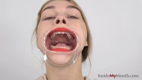 Inside My Mouth - Anna - Mouth retractor clip (HD quality)