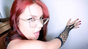 sentando e gozando na pica do safado