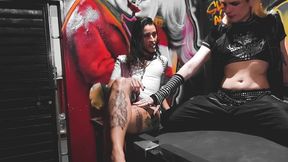 femboy dorian drake levou no cu gostoso da vadia tatuada com cintaralho gigante na mesa de sinuca