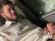 Uber se folla a jovencito al aire libre a cambio de un viaje gratis