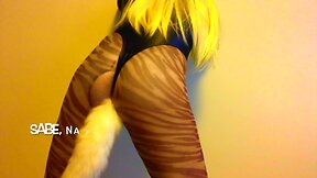 Paula cdzinha - mulher gato - rabo branco - plug anal
