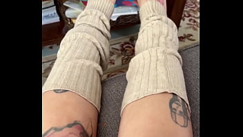 Thursday toes. ️️️Going live later cooking a great vegetarian dish with a Legacy who&rsquo_s come home. Guess ...